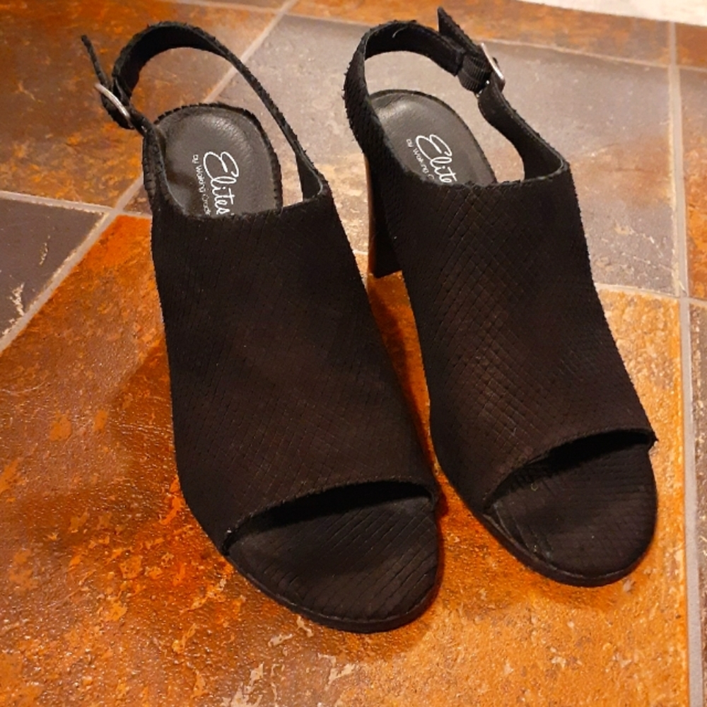 Elites by Walking Cradles Black Snake Size 8M!🥰